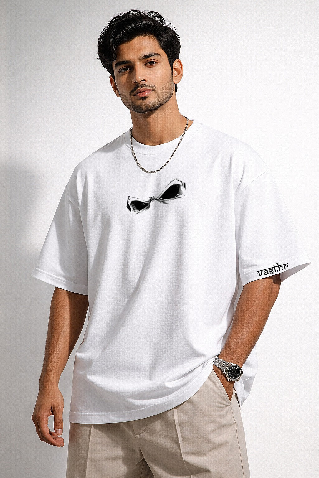 Vasthr “Skull Warrior” Anime Graphic Oversized T-Shirt (White)
