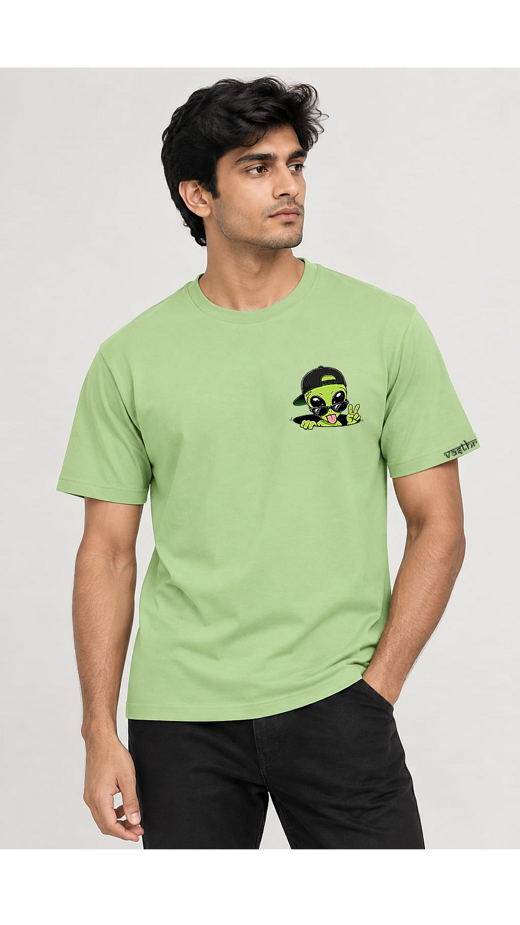 Alien Graphic T-Shirt for Men – Green Cute Alien Print Casual Cotton Tee - Vasthr