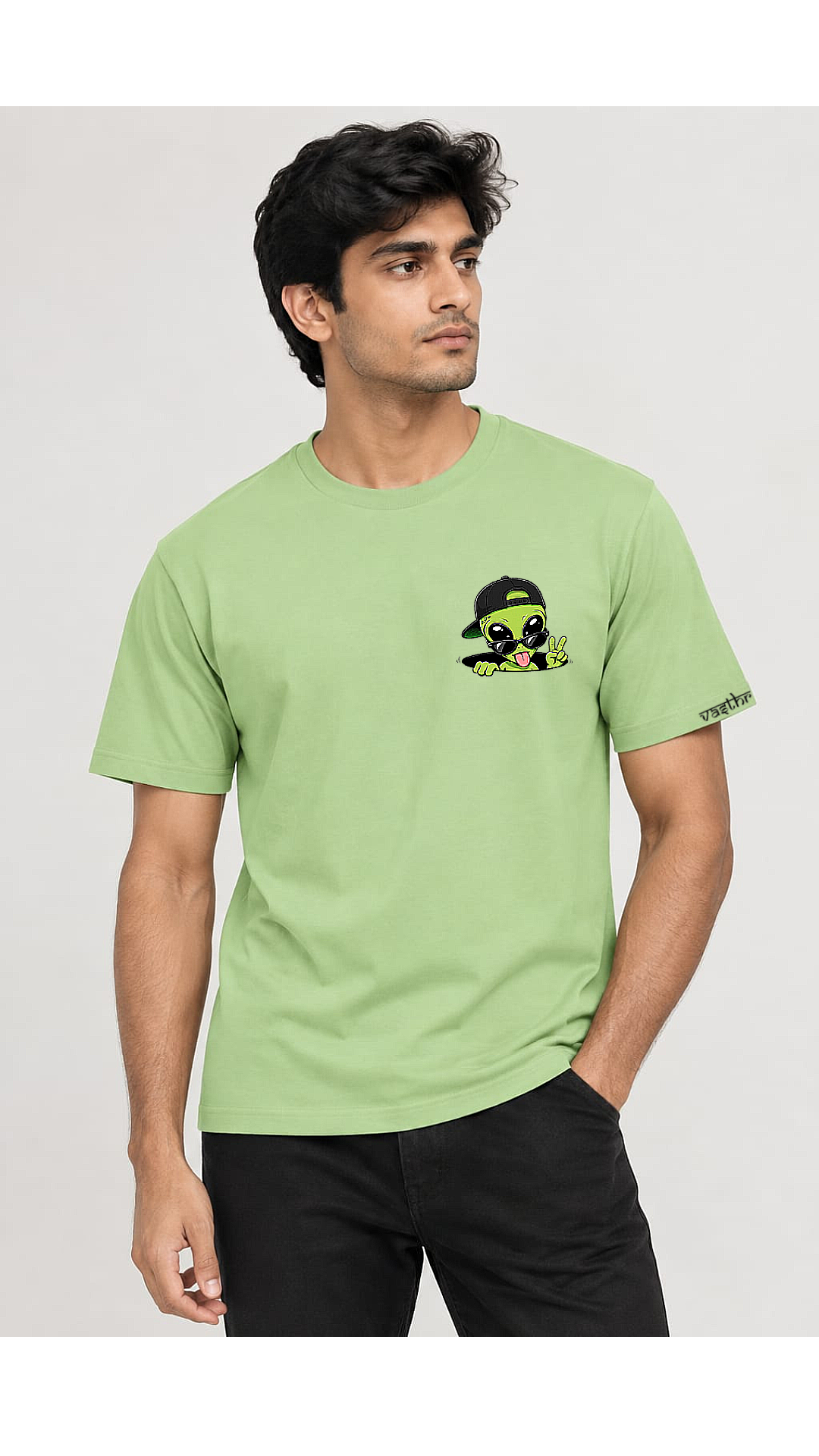 Alien Graphic T-Shirt for Men – Green Cute Alien Print Casual Cotton Tee - Vasthr