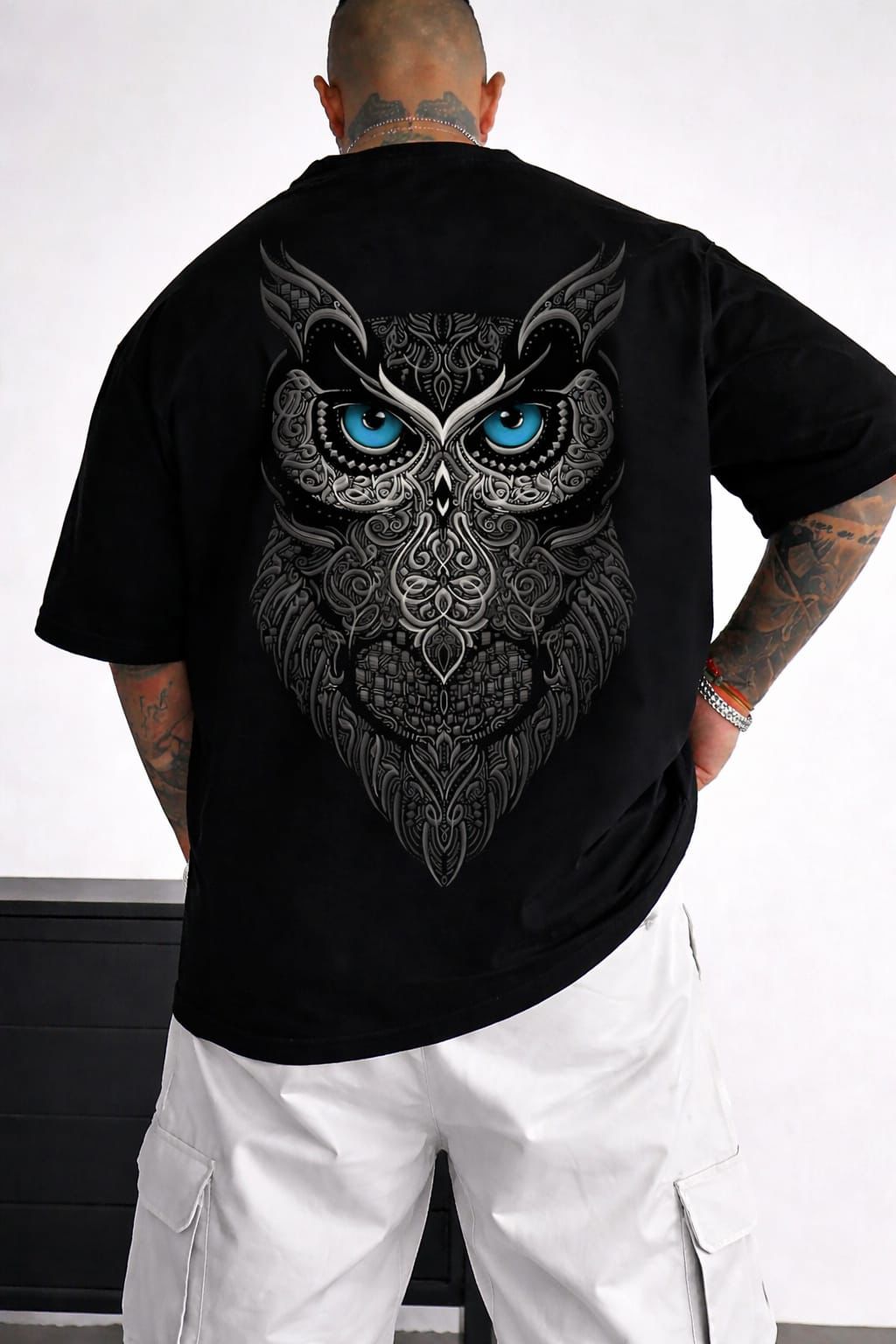Night Guardian Oversized T-Shirt – Owl Edition – Black by Vasthr